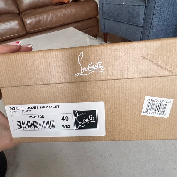 Christian Louboutin Pigalle Follies 100m Patent Pumps - Picture 7 of 7